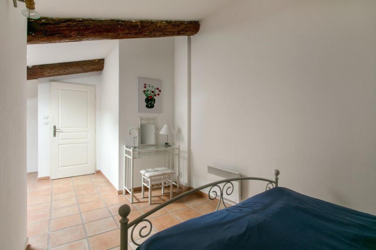 Вілла Charming And Quaint 2-Bed House In Marseillan Екстер'єр фото