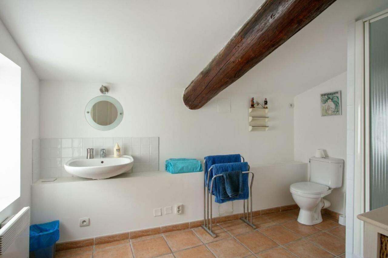 Вілла Charming And Quaint 2-Bed House In Marseillan Екстер'єр фото